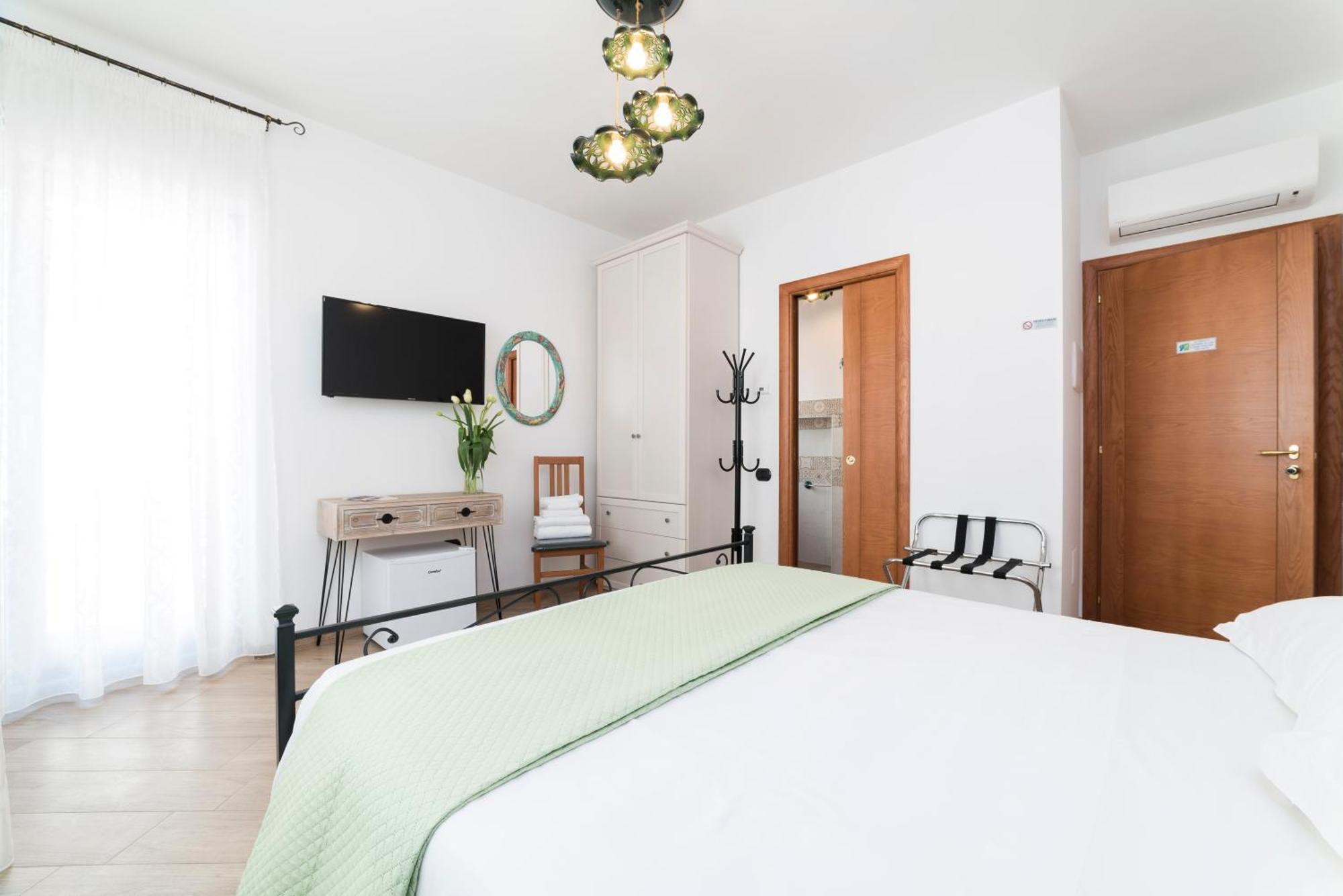 B&B Palazzo Pinto 2 Виетри Экстерьер фото