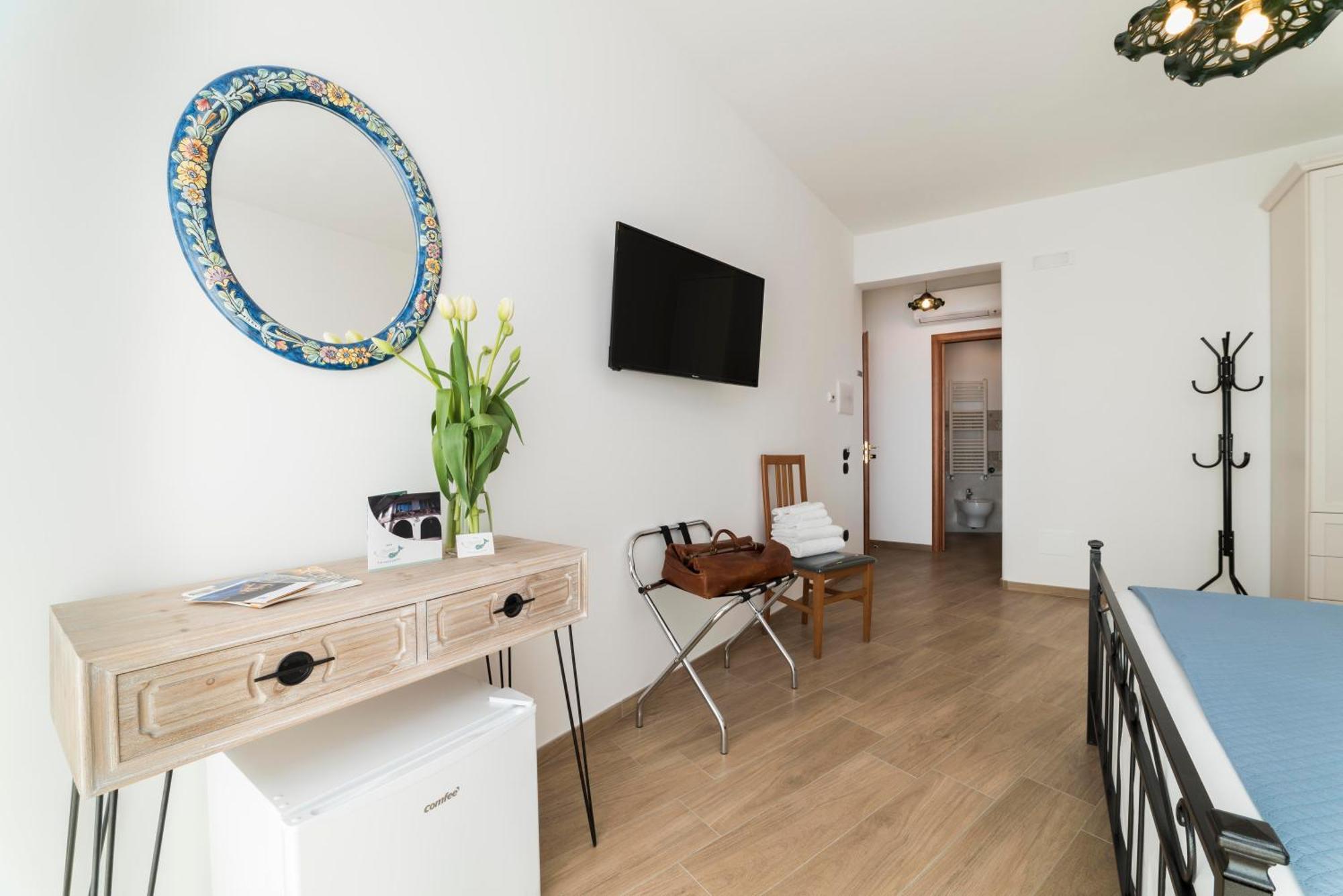 B&B Palazzo Pinto 2 Виетри Экстерьер фото