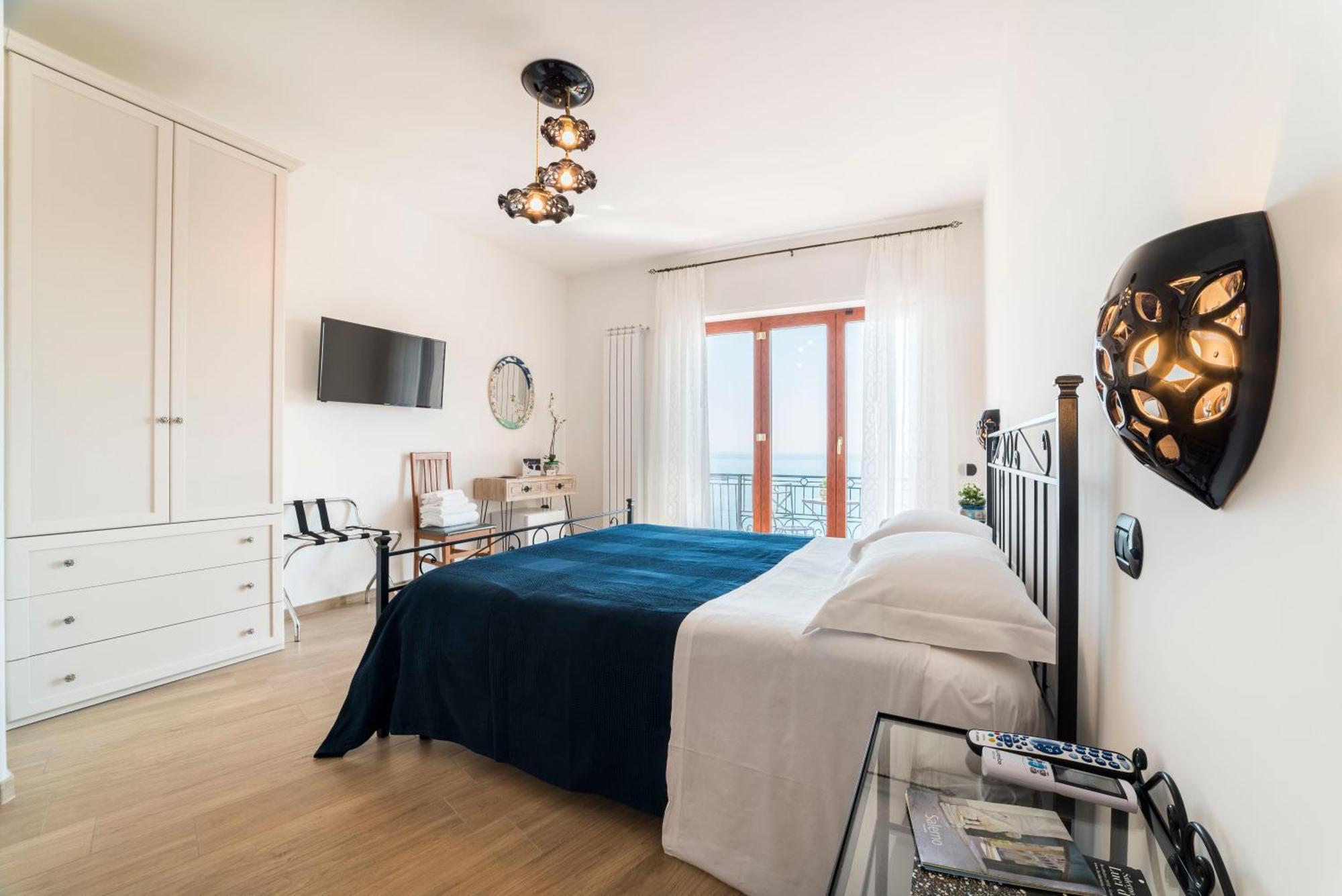 B&B Palazzo Pinto 2 Виетри Экстерьер фото