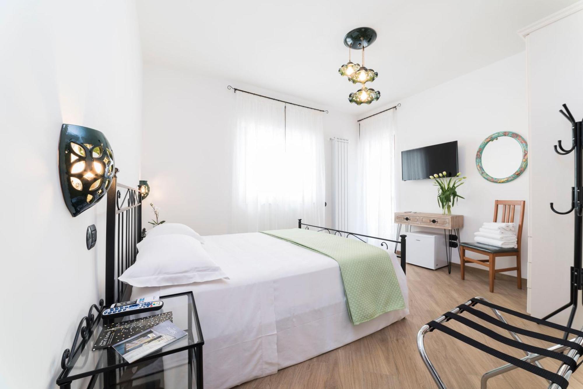 B&B Palazzo Pinto 2 Виетри Экстерьер фото